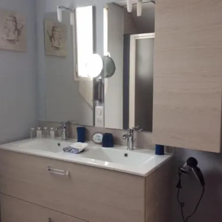 בית אירוח Studio De La Petite Metairie Teloché